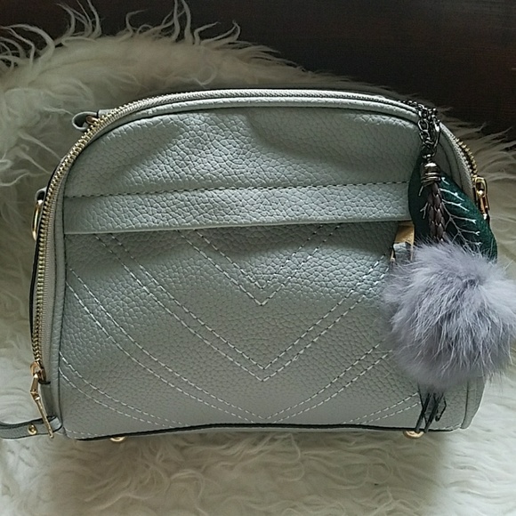 purse - Picture 4 of 4